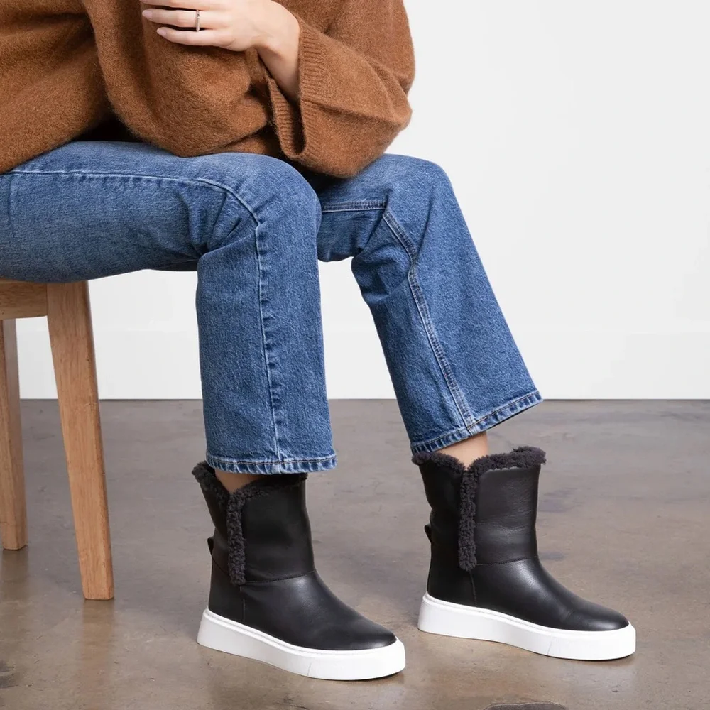 NWT M. GEMI Black Fredda Calf Leather Boots | Size 6.5